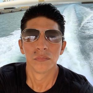 Meet your Posher, Diego